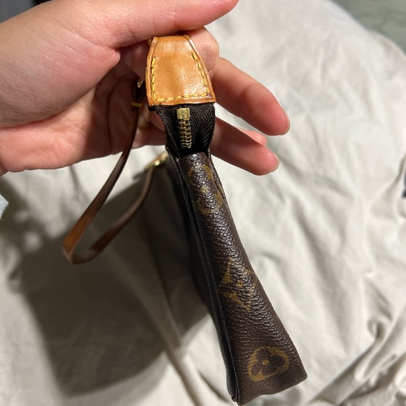 Louis Vuitton Monogram Brown Wristlet - Picture 7 of 11